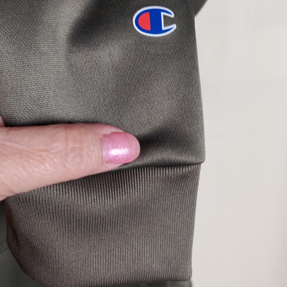 Boys Medium Champion Hoodie - Picture 3 of 9